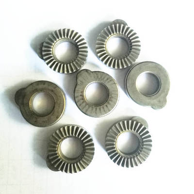 如何為零件制品選擇合適的加工工藝 粉末冶金與金屬制品加工的對比分析